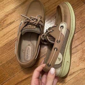 New sperrys size 6